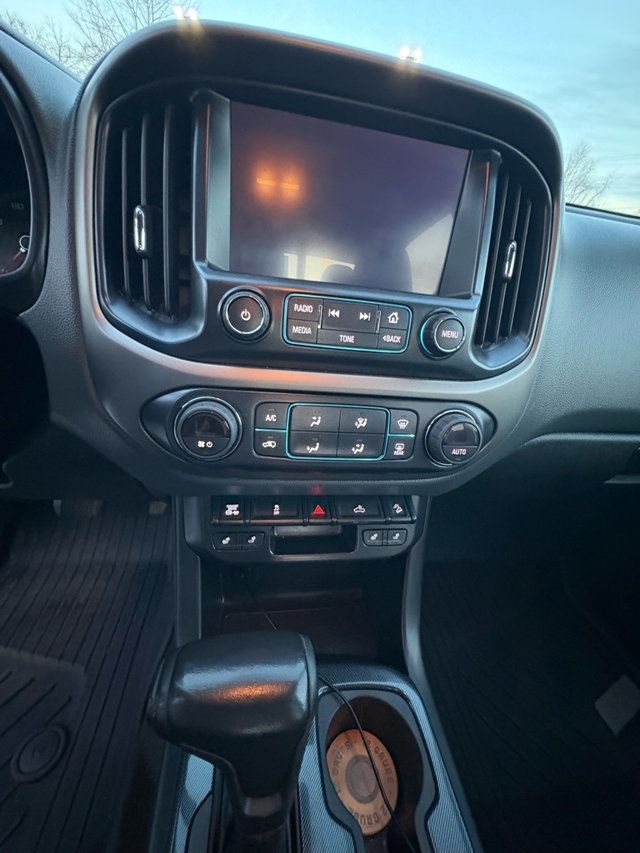 2017 Chevrolet Colorado Z71 - 22988964 - 12