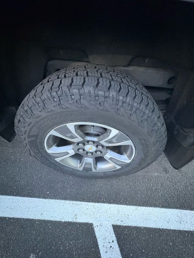 2017 Chevrolet Colorado Z71 - 22988964 - 18