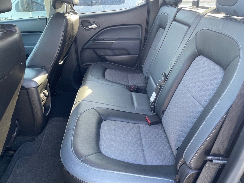 2017 Chevrolet Colorado Z71 - 22959204 - 17