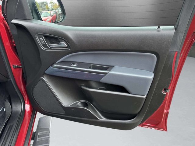 2017 Chevrolet Colorado Z71 4x4 4dr Crew Cab 5 ft. SB - 22944152 - 22