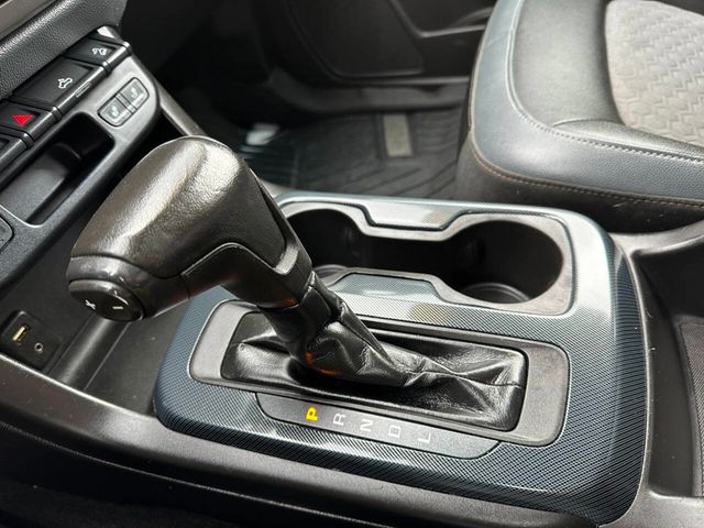 2017 Chevrolet Colorado Z71 4x4 4dr Crew Cab 5 ft. SB - 22944152 - 40