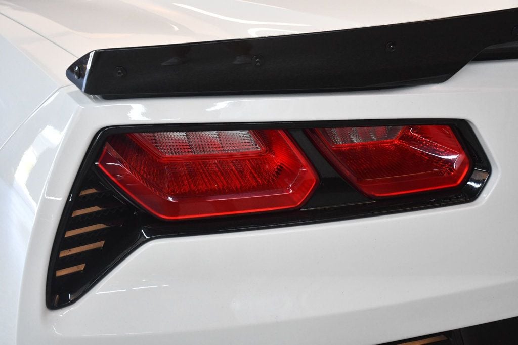 Chevrolet Corvette photo 12