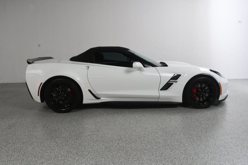 Chevrolet Corvette photo 19