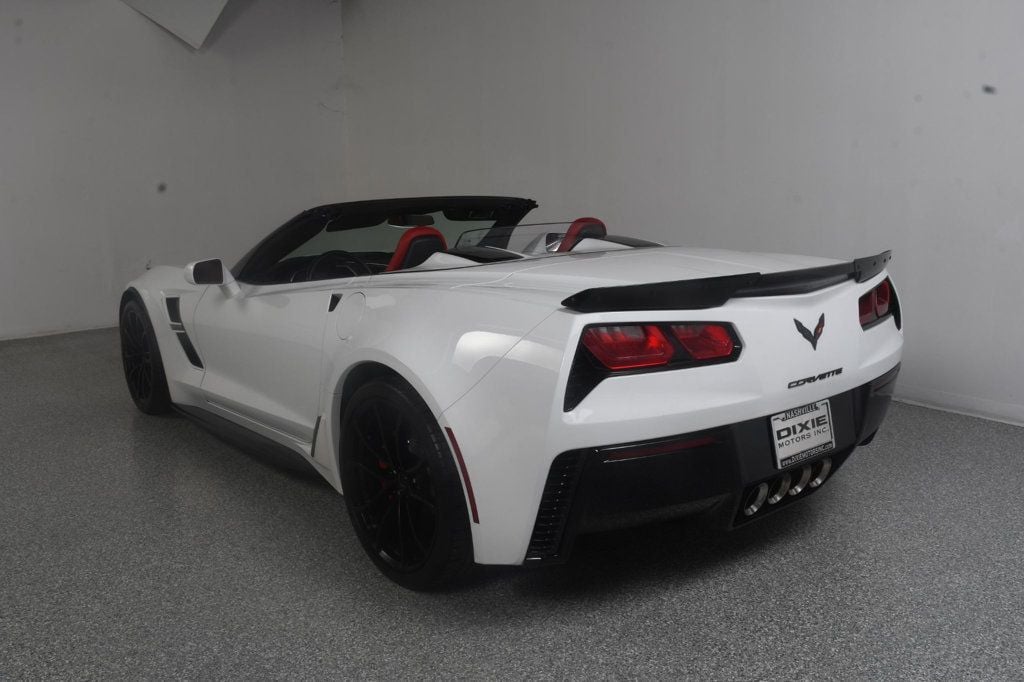 Chevrolet Corvette photo 4