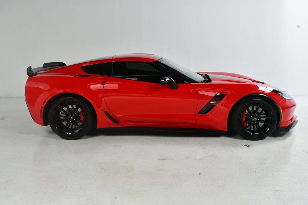 2017 Chevrolet Corvette Grand Sport Coupe 3LT photo 4
