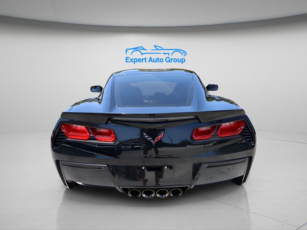 2017 Chevrolet Corvette Stingray Coupe 1LT photo 9