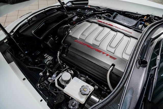 2017 Chevrolet Corvette 2dr Stingray Z51 Convertible w/2LT - 22341509 - 23