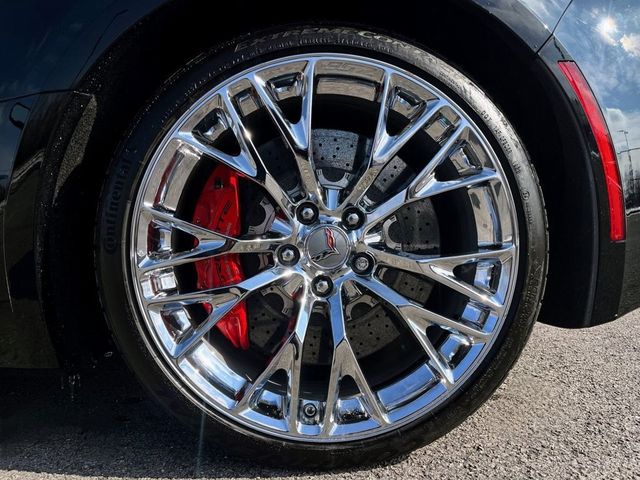 2017 Chevrolet Corvette 2dr Z06 Convertible w/2LZ - 22979350 - 17