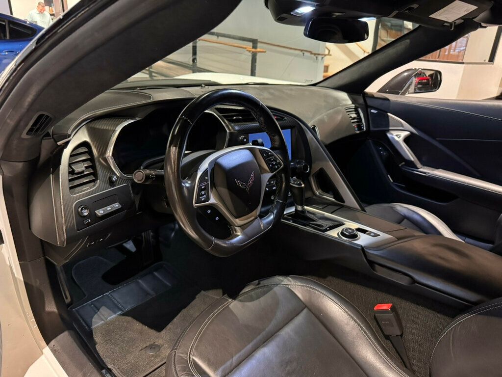 2017 Chevrolet Corvette 3LT/$25785InOptions/RareZ07PerfPkg/CarbonFlashGroundEffects/NAV - 22973103 - 9