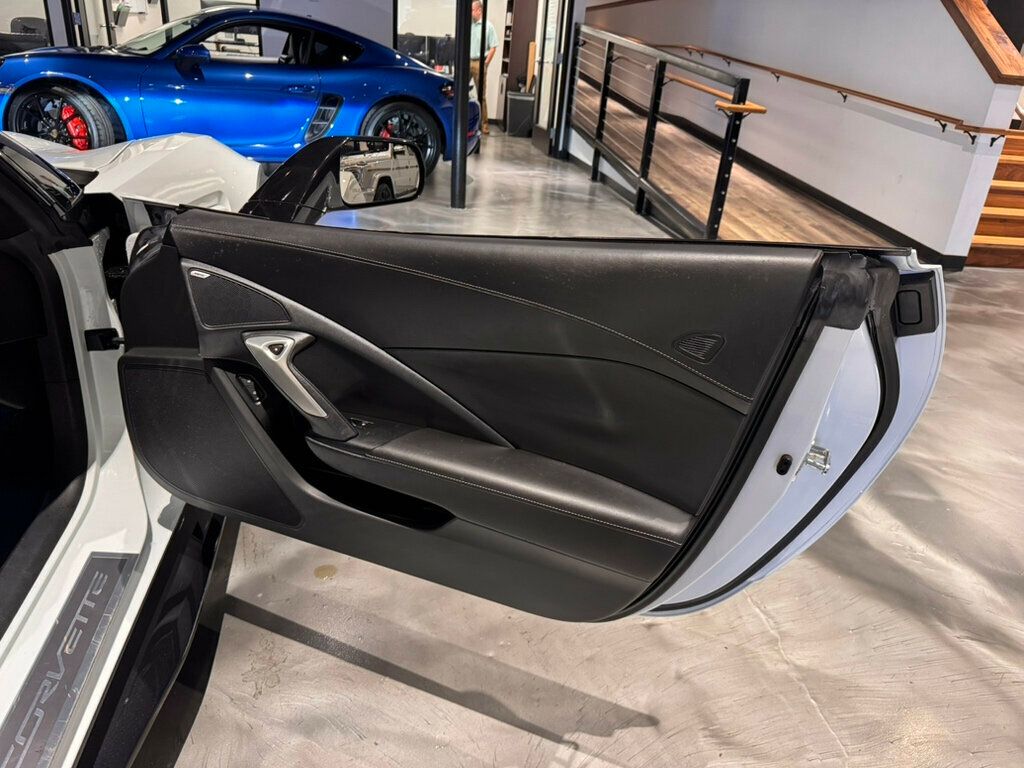 2017 Chevrolet Corvette 3LT/$25785InOptions/RareZ07PerfPkg/CarbonFlashGroundEffects/NAV - 22973103 - 18