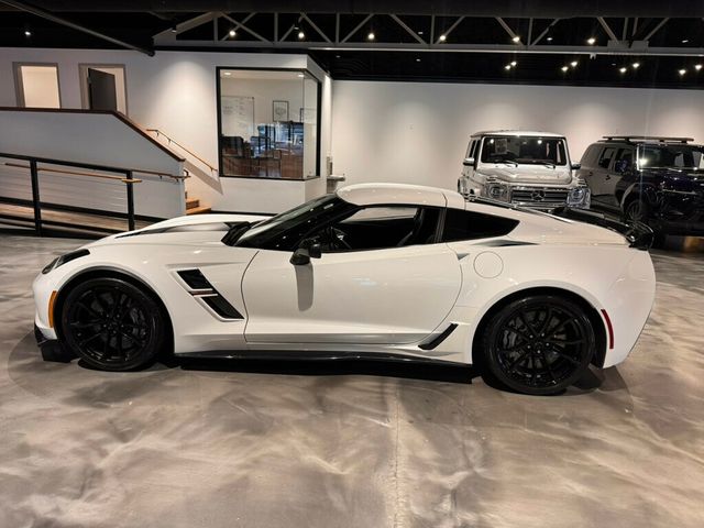 2017 Chevrolet Corvette 3LT/$25785InOptions/RareZ07PerfPkg/CarbonFlashGroundEffects/NAV - 22973103 - 1