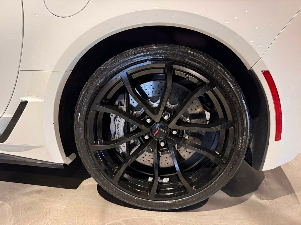 2017 Chevrolet Corvette 3LT/$25785InOptions/RareZ07PerfPkg/CarbonFlashGroundEffects/NAV - 22973103 - 24