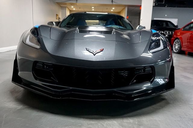 2017 Chevrolet Corvette *Grand Sport 3LT* *Collector Edition* *7-Speed Manual* - 23067566 - 13