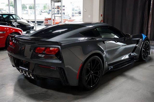 2017 Chevrolet Corvette *Grand Sport 3LT* *Collector Edition* *7-Speed Manual* - 23067566 - 5