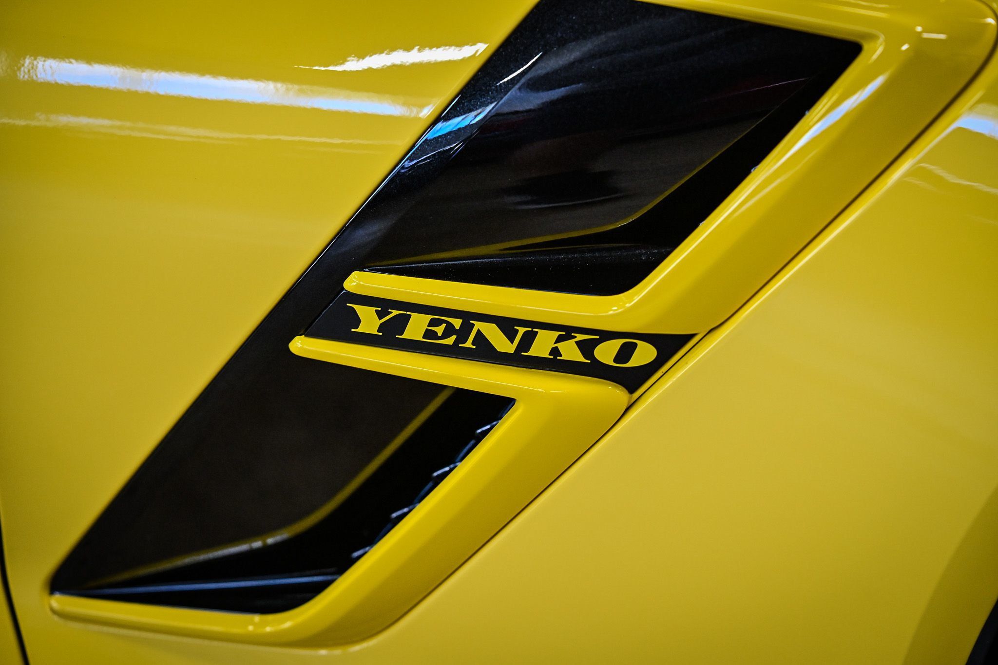 2017 Chevrolet Corvette Grand Sport 3LT photo 3