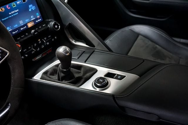 2017 Chevrolet Corvette *Z06 2LZ* *Z07-Performance Pkg* *7-Speed Manual* *Only 6k Miles* - 23000903 - 17