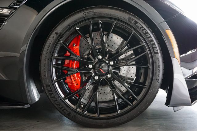 2017 Chevrolet Corvette *Z06* *7-Speed Manual* *Carbon Ceramic Brakes* - 22907242 - 47