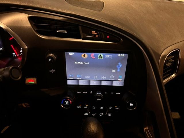 2017 Chevrolet Corvette Z06/7SpeedManual/Z07PerfPkg/CarbonCeramicBrakes/AppleCarplay - 22981846 - 13