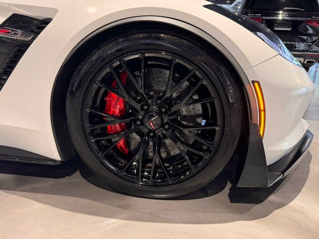 2017 Chevrolet Corvette Z06/7SpeedManual/Z07PerfPkg/CarbonCeramicBrakes/AppleCarplay - 22981846 - 21