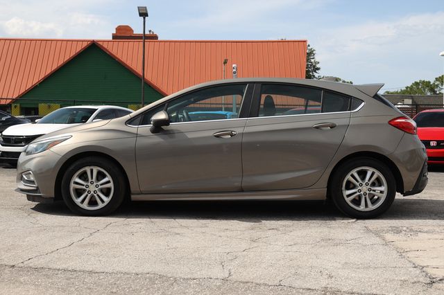 2017 Chevrolet CRUZE 4dr Hatchback Automatic LT - 23027678 - 2
