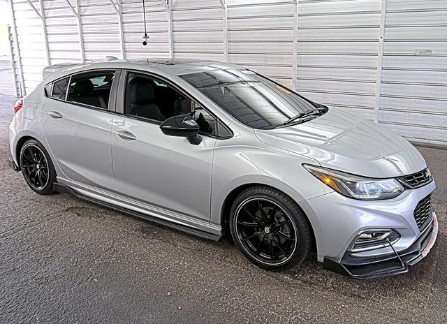 2017 Chevrolet CRUZE 4dr Hatchback Automatic LT - 23040065 - 3