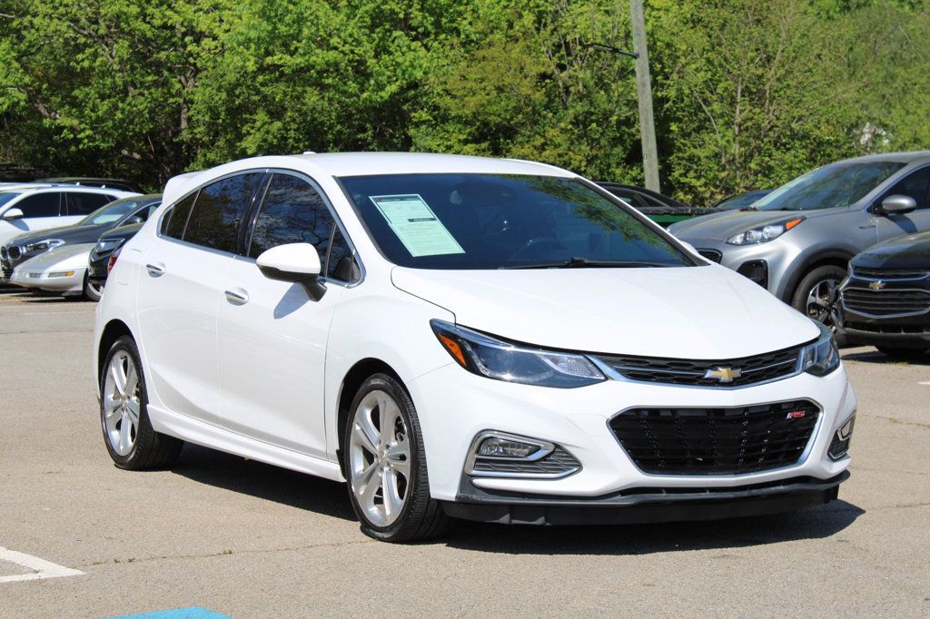 2017 Chevrolet CRUZE 4dr Hatchback Automatic Premier - 23004272 | Video 1