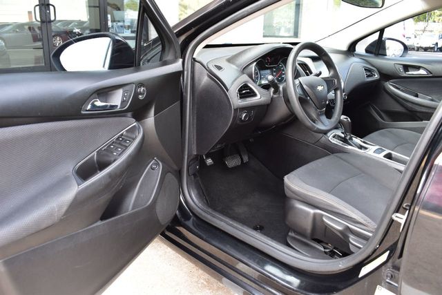 2017 Chevrolet CRUZE 4dr Sedan 1.4L LS w/1SB - 22144106 - 14