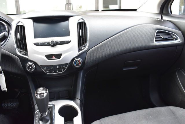 2017 Chevrolet CRUZE 4dr Sedan 1.4L LS w/1SB - 22144106 - 23