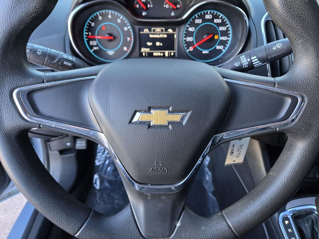 2017 Chevrolet CRUZE 4dr Sedan Automatic LS - 22959370 - 14