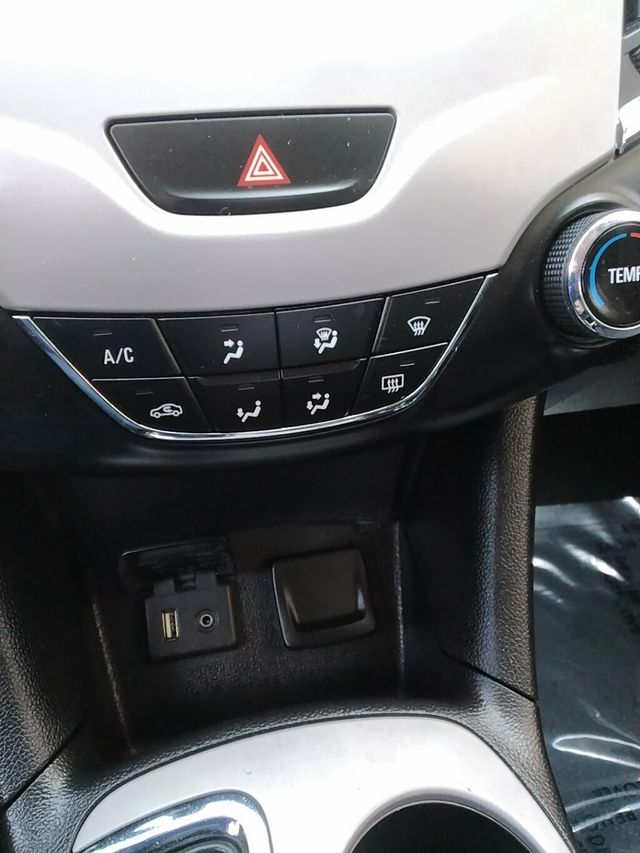 2017 Chevrolet CRUZE 4dr Sedan Automatic LS - 22984440 - 18