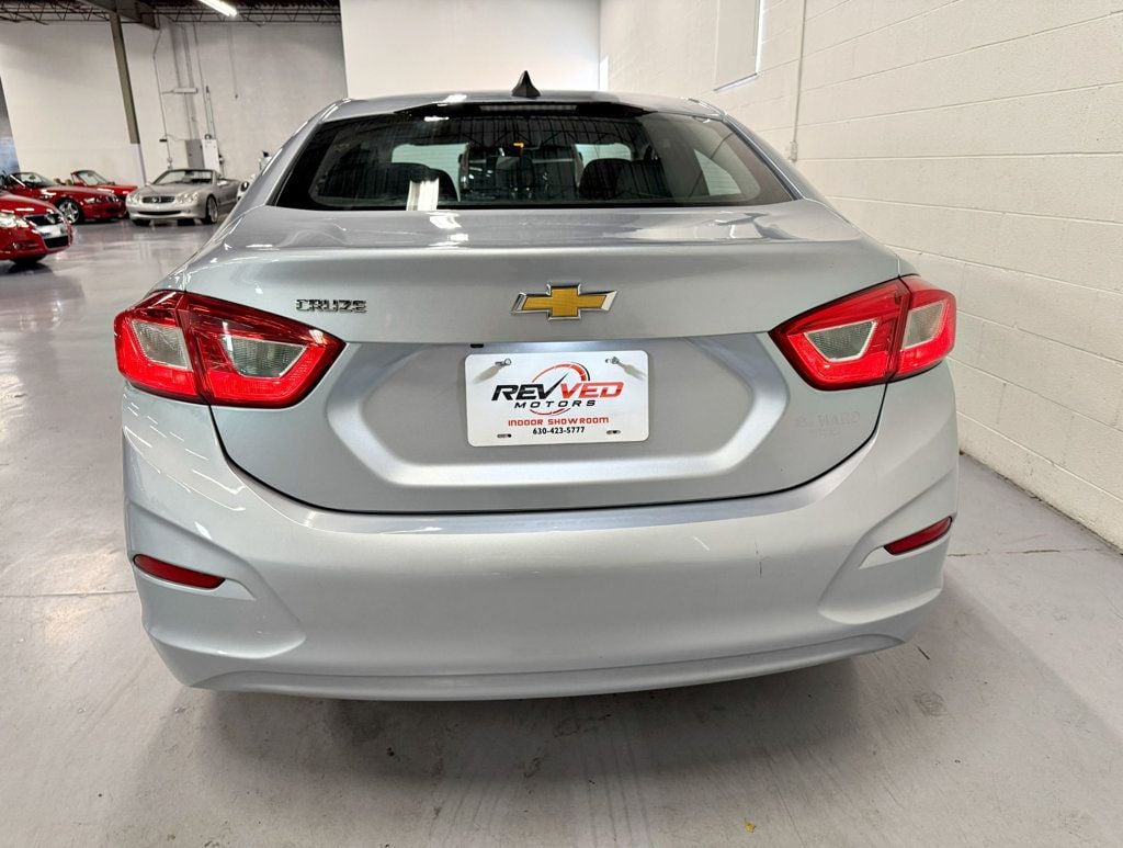 2017 Chevrolet CRUZE 4dr Sedan Automatic LS - 22677223 - 5