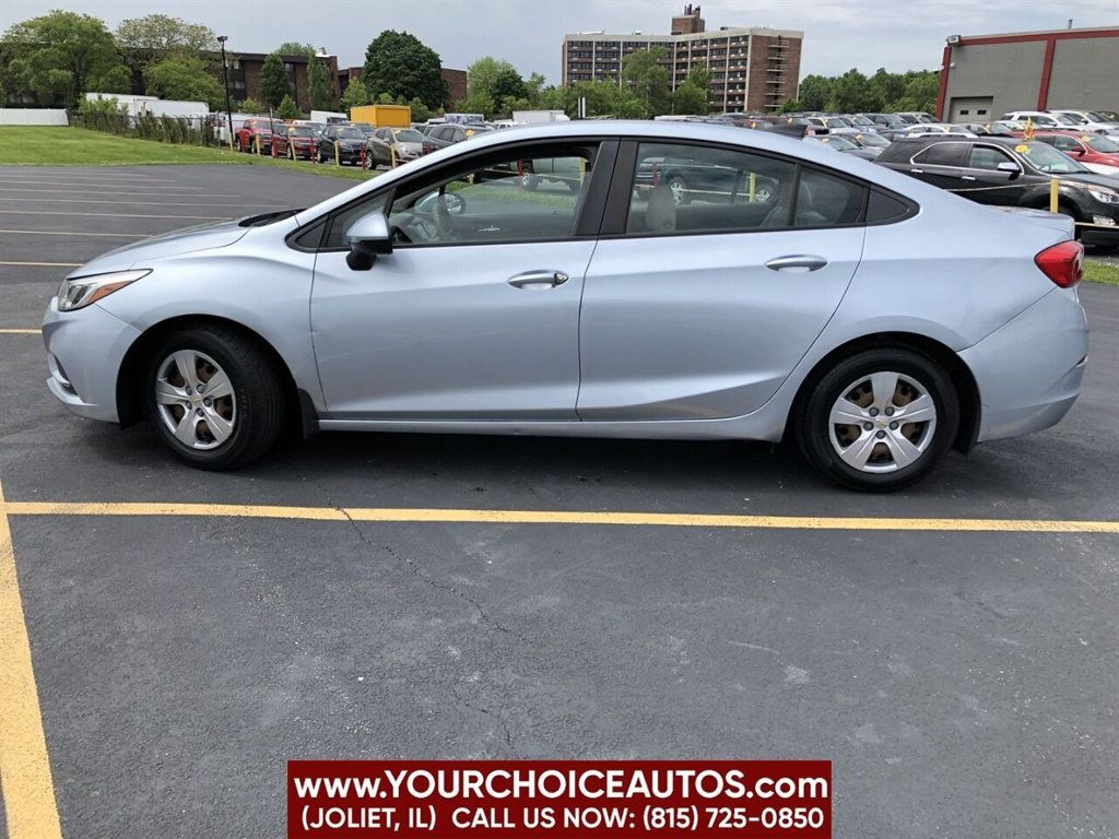 2017 Chevrolet CRUZE 4dr Sedan Automatic LS - 22474509 - 1