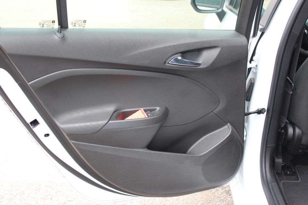 2017 Chevrolet CRUZE 4dr Sedan Automatic LS - 22899822 - 12