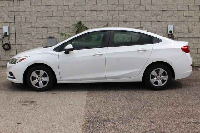 2017 Chevrolet CRUZE 4dr Sedan Automatic LS - 22899822 - 1