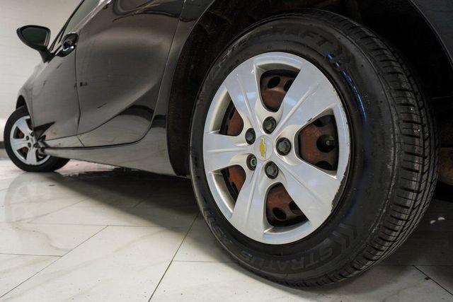 2017 Chevrolet CRUZE 4dr Sedan Automatic LS - 23013954 - 9