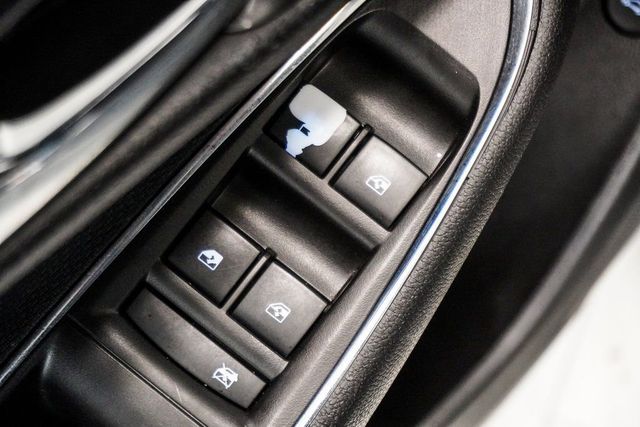 2017 Chevrolet CRUZE 4dr Sedan Automatic LS - 23013954 - 29