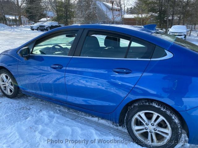 2017 Chevrolet CRUZE 4dr Sedan Automatic LT - 22760813 - 3