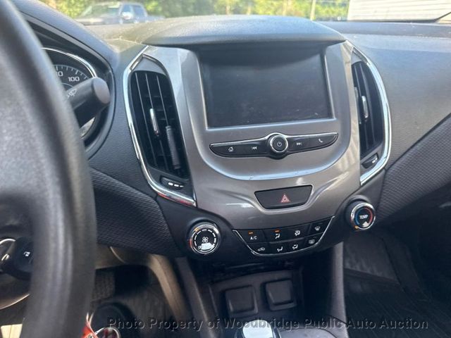 2017 Chevrolet CRUZE 4dr Sedan Automatic LT - 23078363 - 7