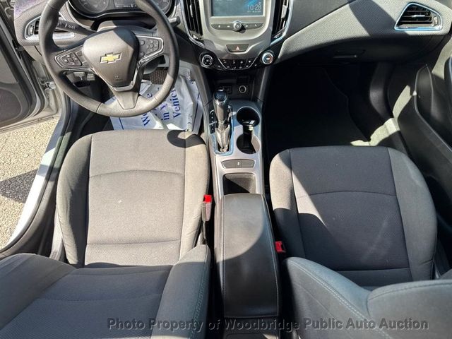 2017 Chevrolet CRUZE 4dr Sedan Automatic LT - 23090075 - 5