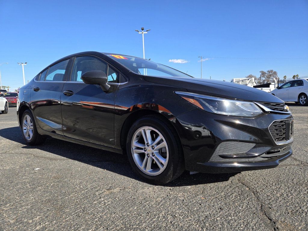 2017 Chevrolet CRUZE 4dr Sedan Automatic LT - 22779711 - 4