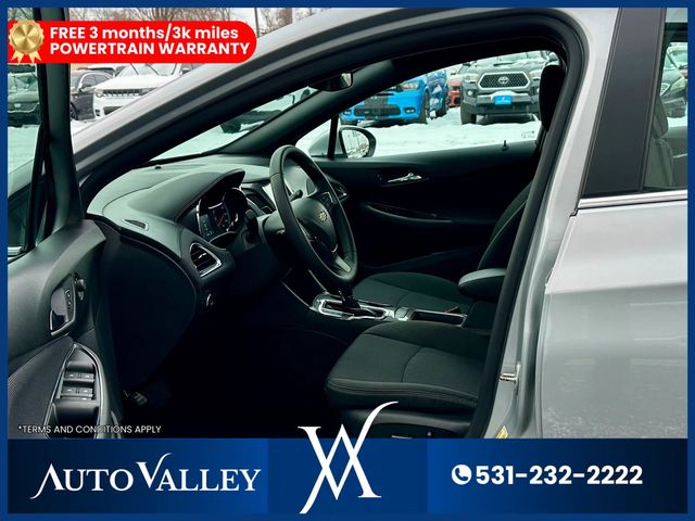2017 Chevrolet Cruze LT Sedan 4D - 22954295 - 12