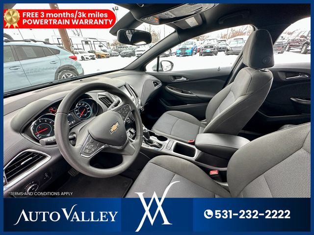 2017 Chevrolet Cruze LT Sedan 4D - 22954295 - 14