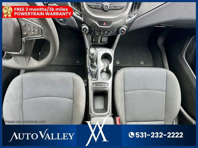 2017 Chevrolet Cruze LT Sedan 4D - 22954295 - 34