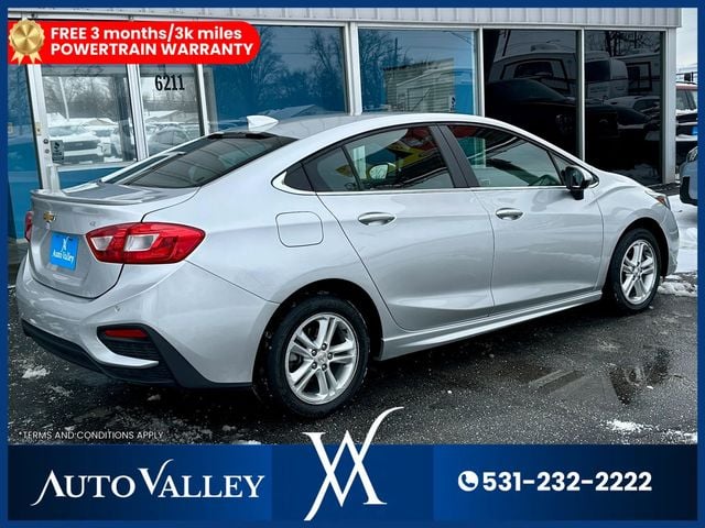 2017 Chevrolet Cruze LT Sedan 4D - 22954295 - 6