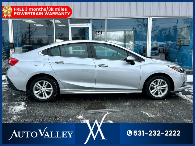 2017 Chevrolet Cruze LT Sedan 4D - 22954295 - 7