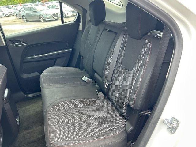 2017 Chevrolet Equinox FWD 4dr L - 22881811 - 6