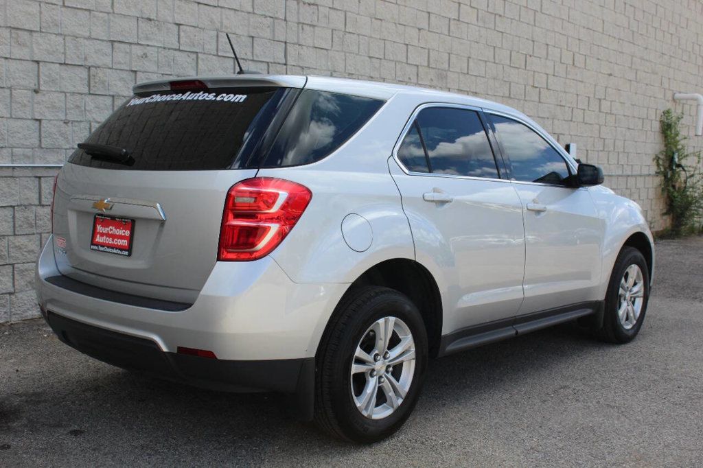 2017 Chevrolet Equinox FWD 4dr LS - 22912712 - 4