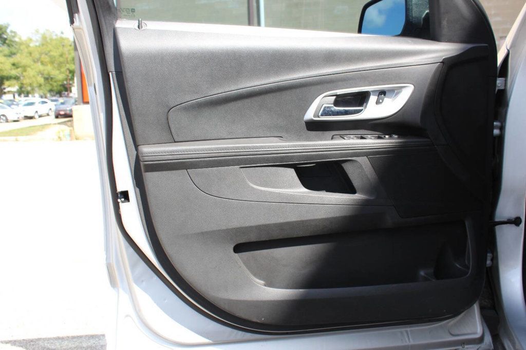 2017 Chevrolet Equinox FWD 4dr LS - 22912712 - 8