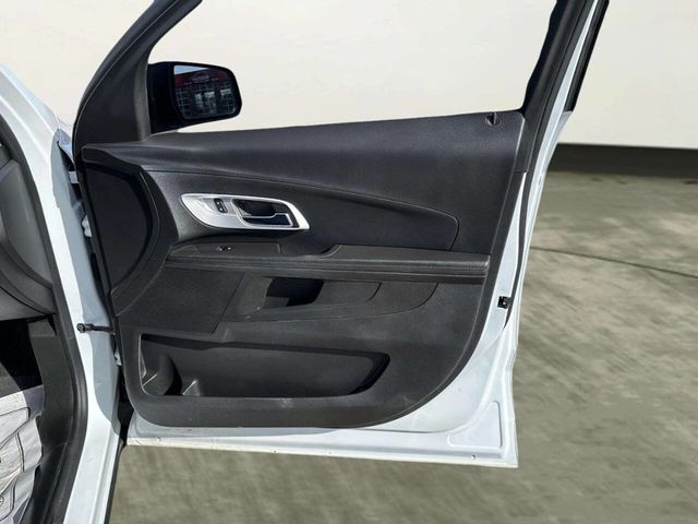 2017 Chevrolet Equinox FWD 4dr LS - 23000003 - 21