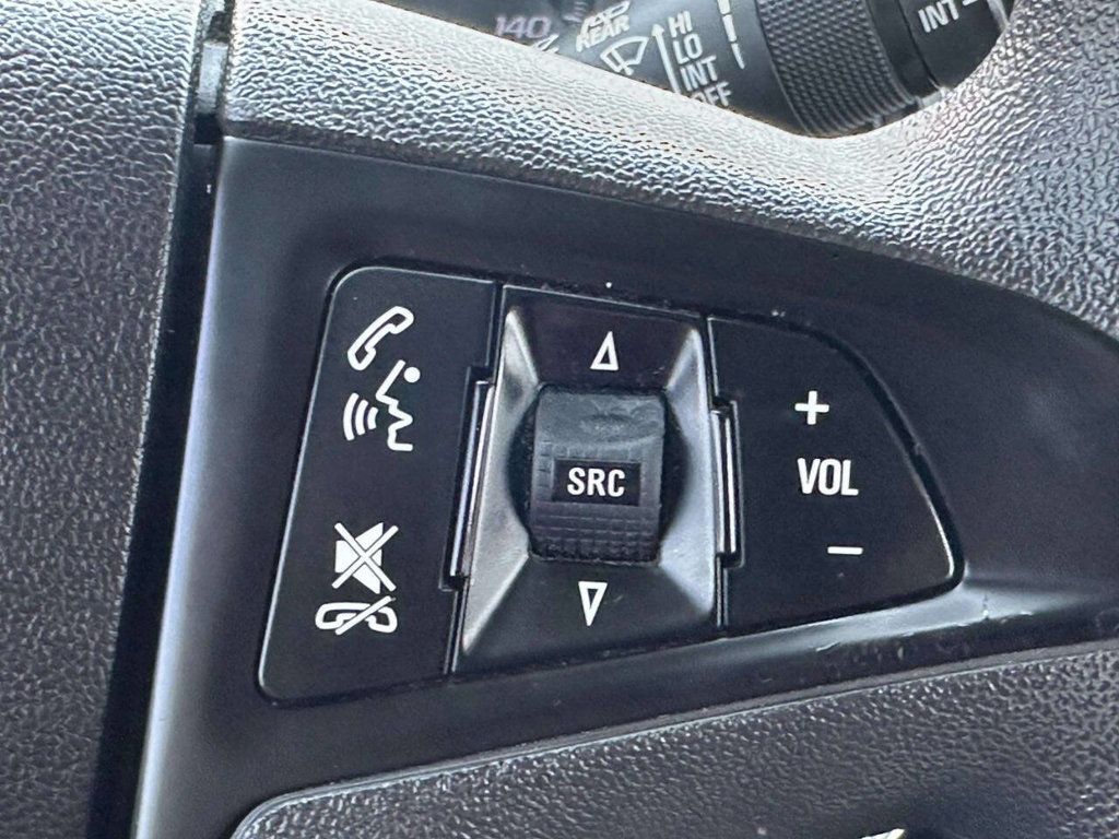 2017 Chevrolet Equinox FWD 4dr LS - 23000003 - 28